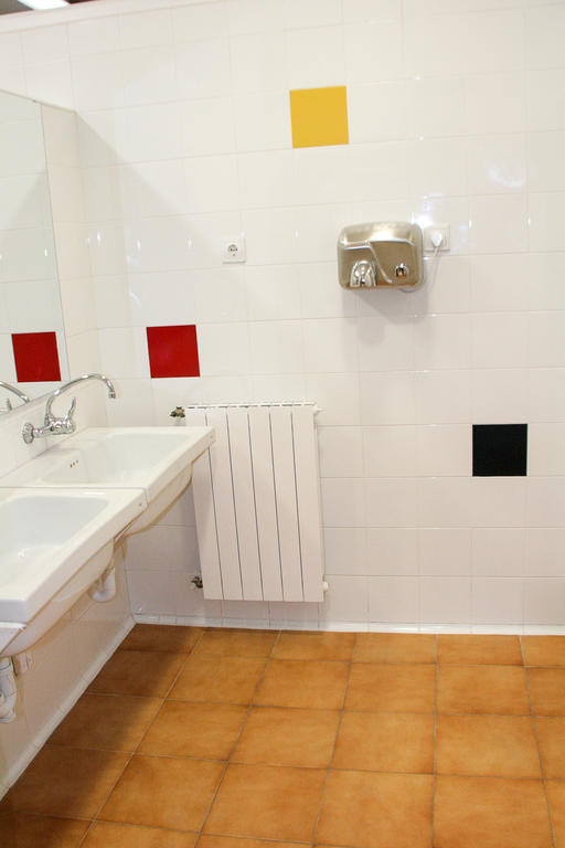 Mundaka Hostel & Sports Cafe 部屋 写真